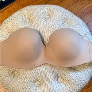 VS Body by Victoria seamless strapless bra